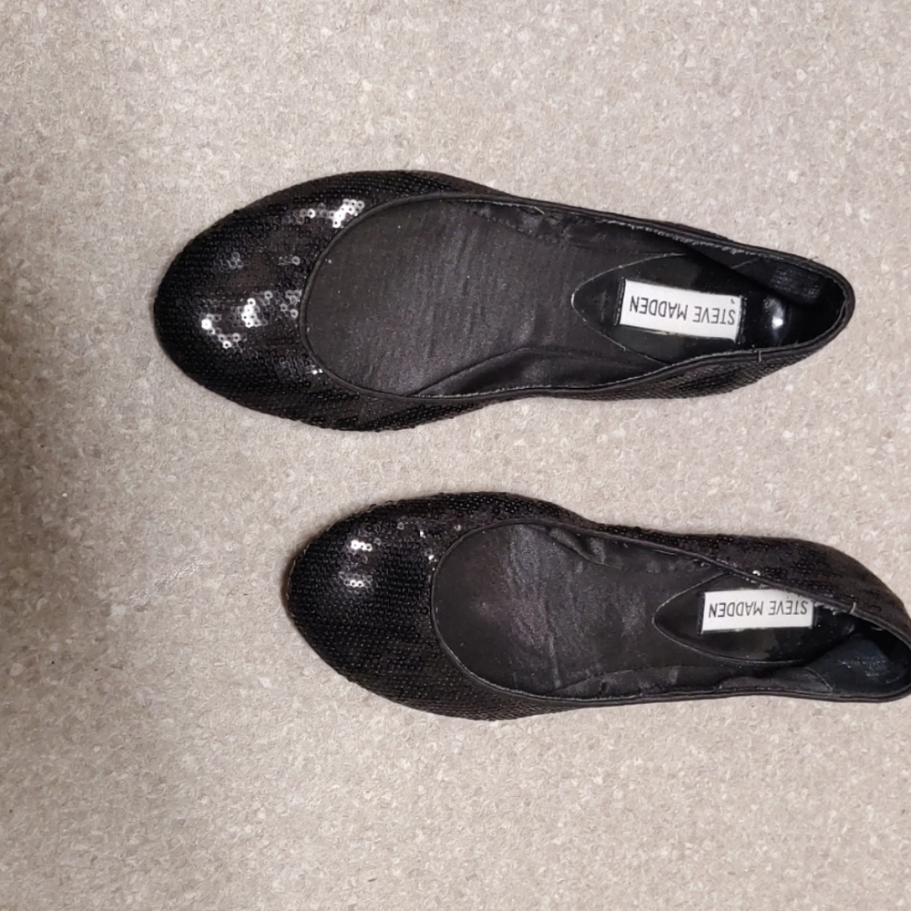 Steven Madden Black size 7 Heaven Sequenced